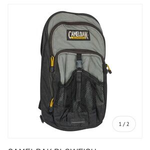 CamelBak Blowfish
Black and Gray Men's Backpack